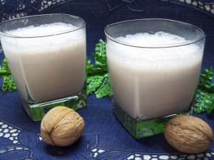 Молочный коктейль с коньяком и корицей — пошаговый рецепт с фото