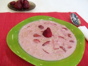 Овсяная каша с клубникой — пошаговый рецепт с фото