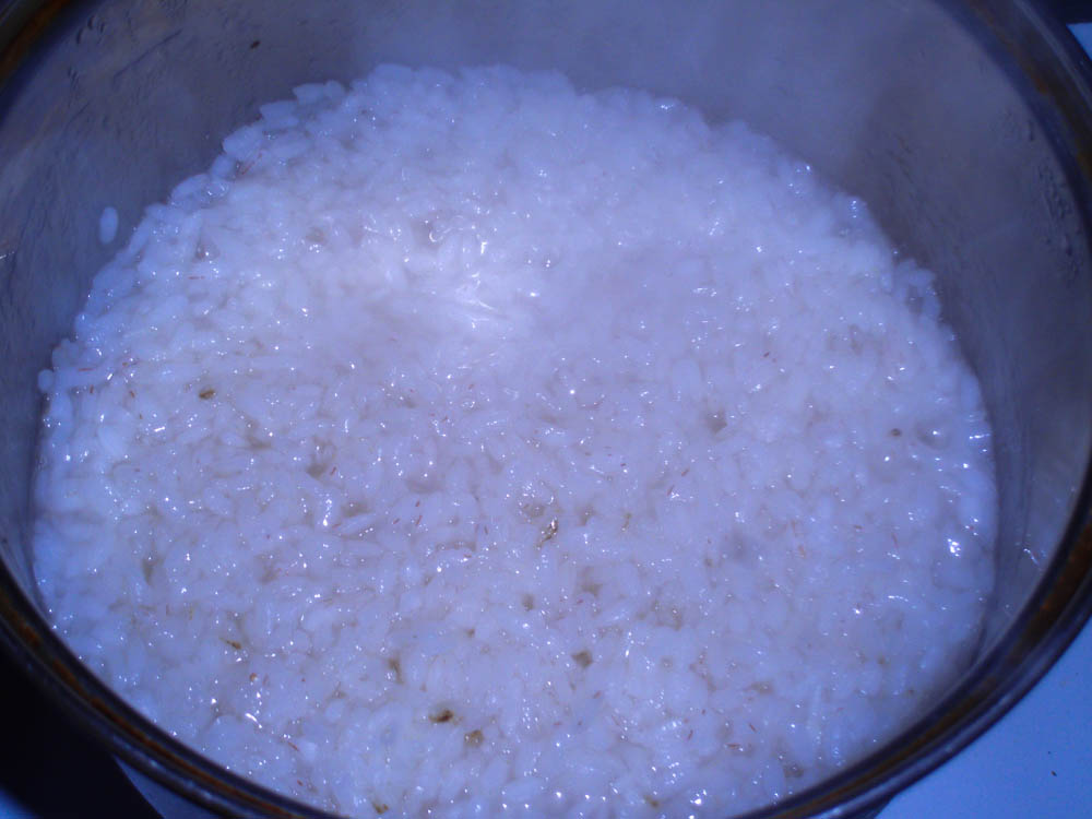 golubtsyi-iz-molodyih-kapustnyih-listev-03