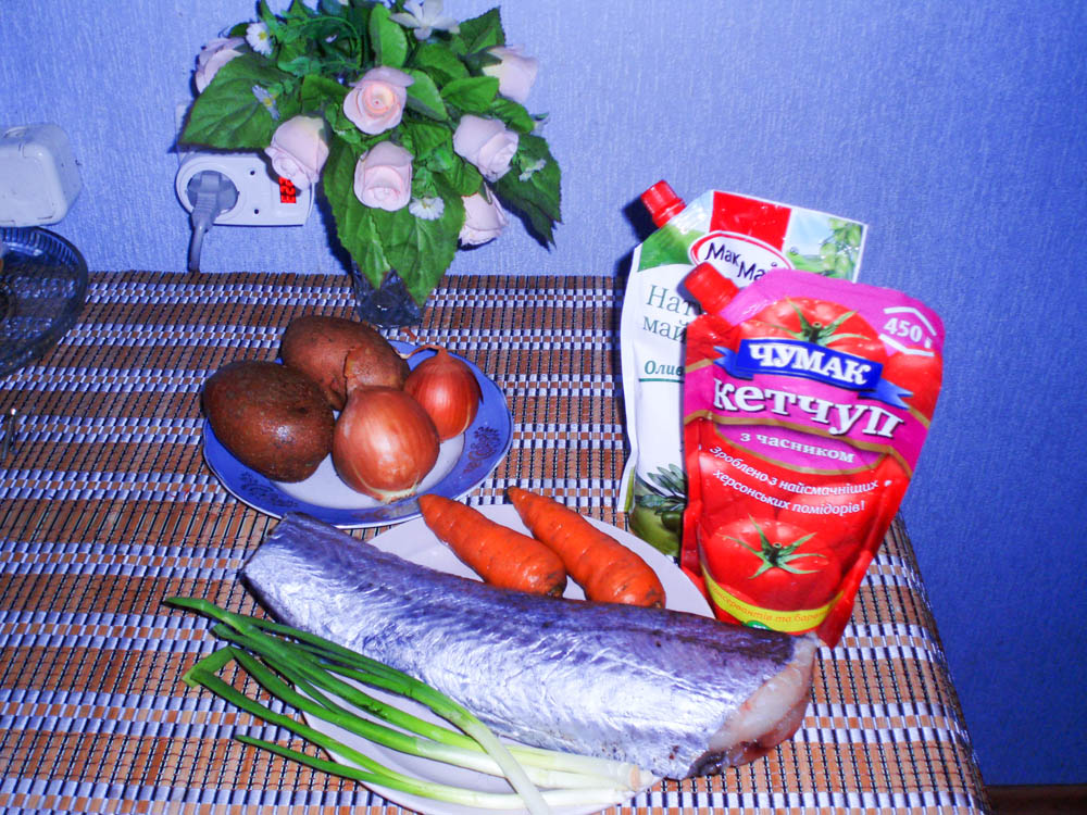 photo-ryiba-zapechennaya-pod-ovoshhnoy-podushkoy-01