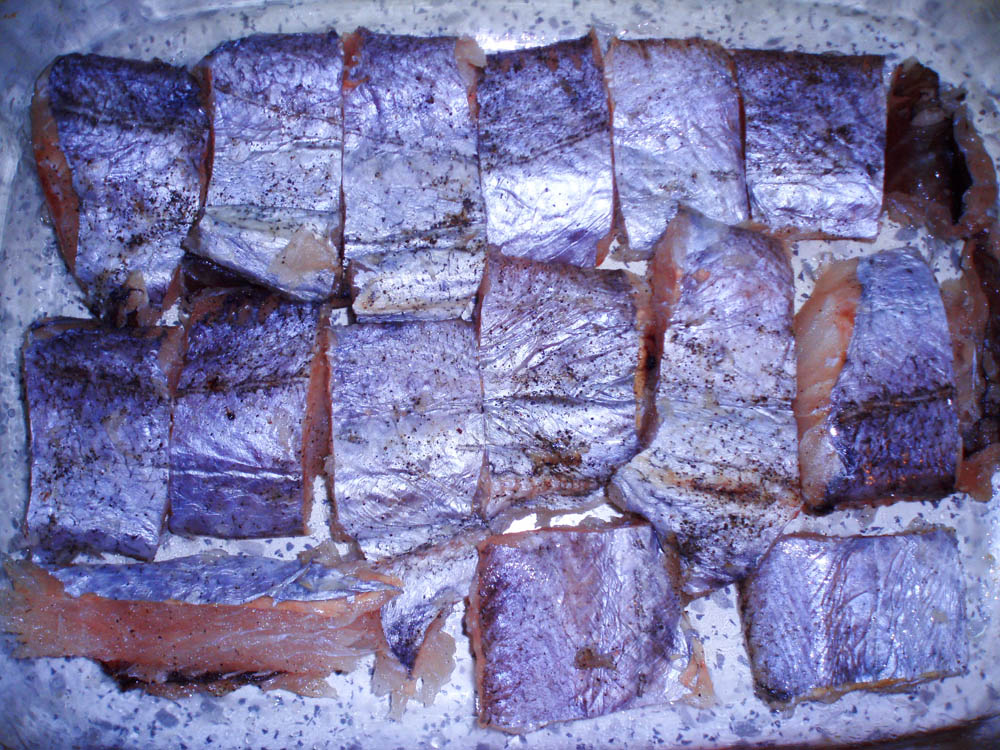 photo-ryiba-zapechennaya-pod-ovoshhnoy-podushkoy-10