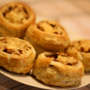 Рецепт: Пирожки «вулканчики» с грибами Пирожки «вулканчики» с грибами — пошаговый рецепт с фото