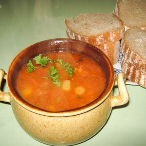 Рецепт: Полевка гуляшева (гуляшный суп) Полевка гуляшева (гуляшный суп) — пошаговый рецепт с фото