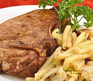 Рецепт: Свиные отбивные в пиве Свиные отбивные в пиве — пошаговый рецепт с фото