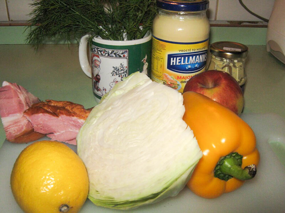salat-iz-kapustyi-s-bekonom-IMG_1635
