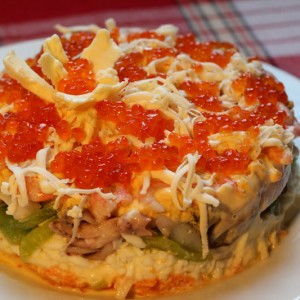 Рецепт: Салат «Пирушка Нептуна» Салат «Пирушка Нептуна» — пошаговый рецепт с фото