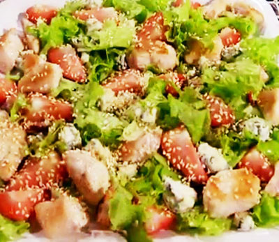 salat-s-klubnikoy