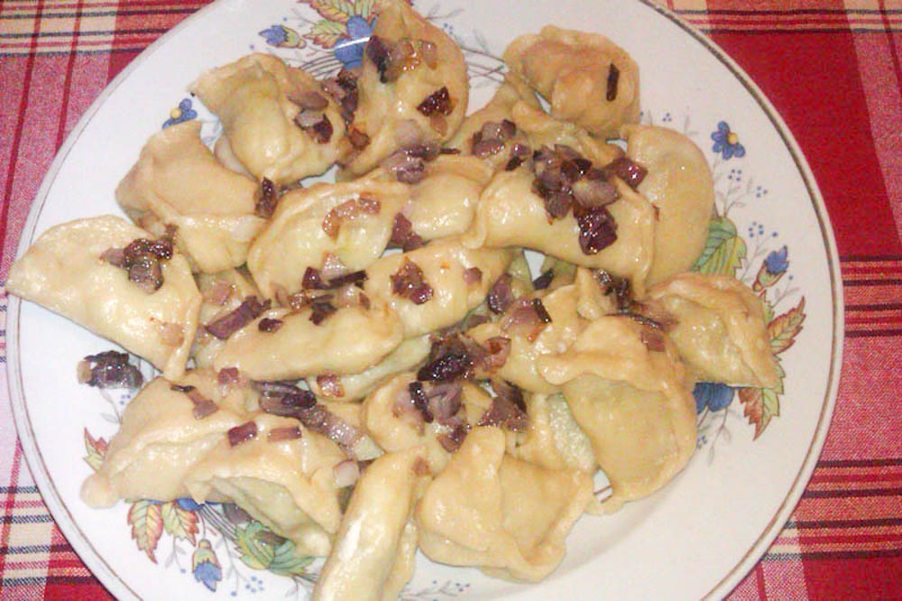 ukrainskie-vareniki-na-paru-s-kartoshkoy-i-gribami-IMAG0082