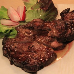 Рецепт: Бифштекс с корицей и коньяком Бифштекс с корицей и коньяком — пошаговый рецепт с фото