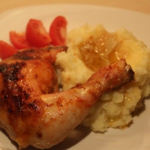 Рецепт: Курица запеченая на луковой подушке Курица запеченая на луковой подушке — пошаговый рецепт с фото