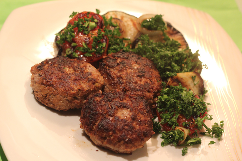 sochnyie-kotletyi-iz-govyadinyi-IMG_23411