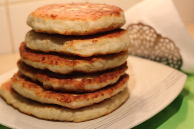 syirnyie-lepeshki-s-gribnoy-nachinkoy-IMG_3179