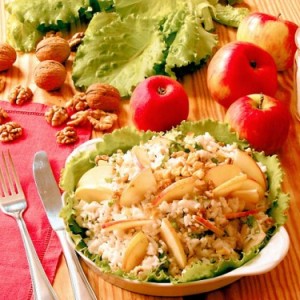 Рецепт: Салат с рисом, яблоками и сельдереем Салат с рисом, яблоками и сельдереем — пошаговый рецепт с фото