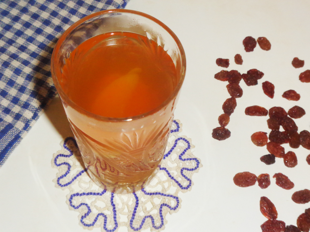 aromatnyiy-kompot-iz-suhofruktov-v-multivarke-09