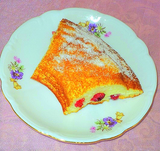 tvorozhnaya-zapekanka-so-smorodinoy-final
