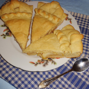 Рецепт: Ажурный пирог (тесто в хлебопечке) Ажурный пирог (тесто в хлебопечке) — пошаговый рецепт с фото