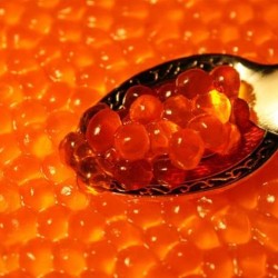 Чем полезна красная икра?