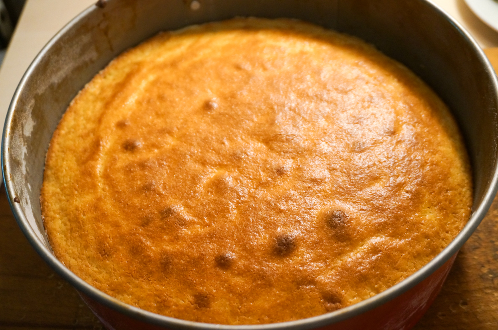 tort-s-grushami-i-merengoy-14
