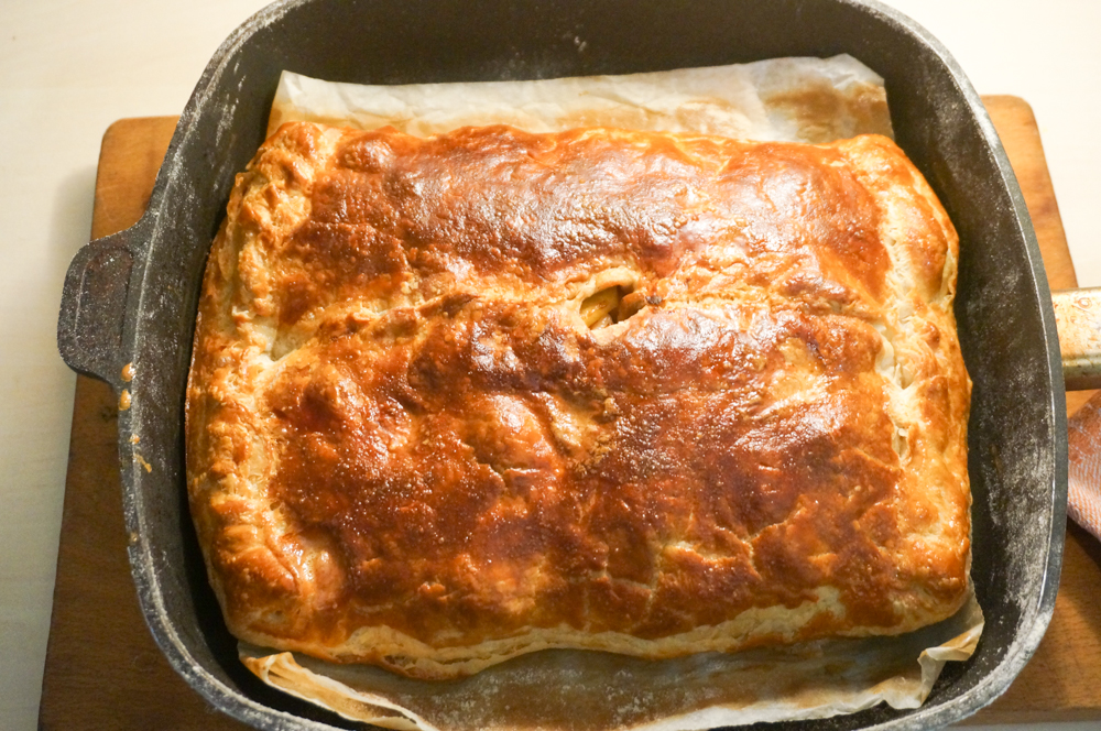 myasnoy-pirog-iz-sloenogo-testa-13