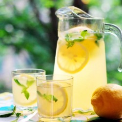 Бодрящие напитки, которые заменят чай и кофе Бодрящие напитки, которые заменят чай и кофе