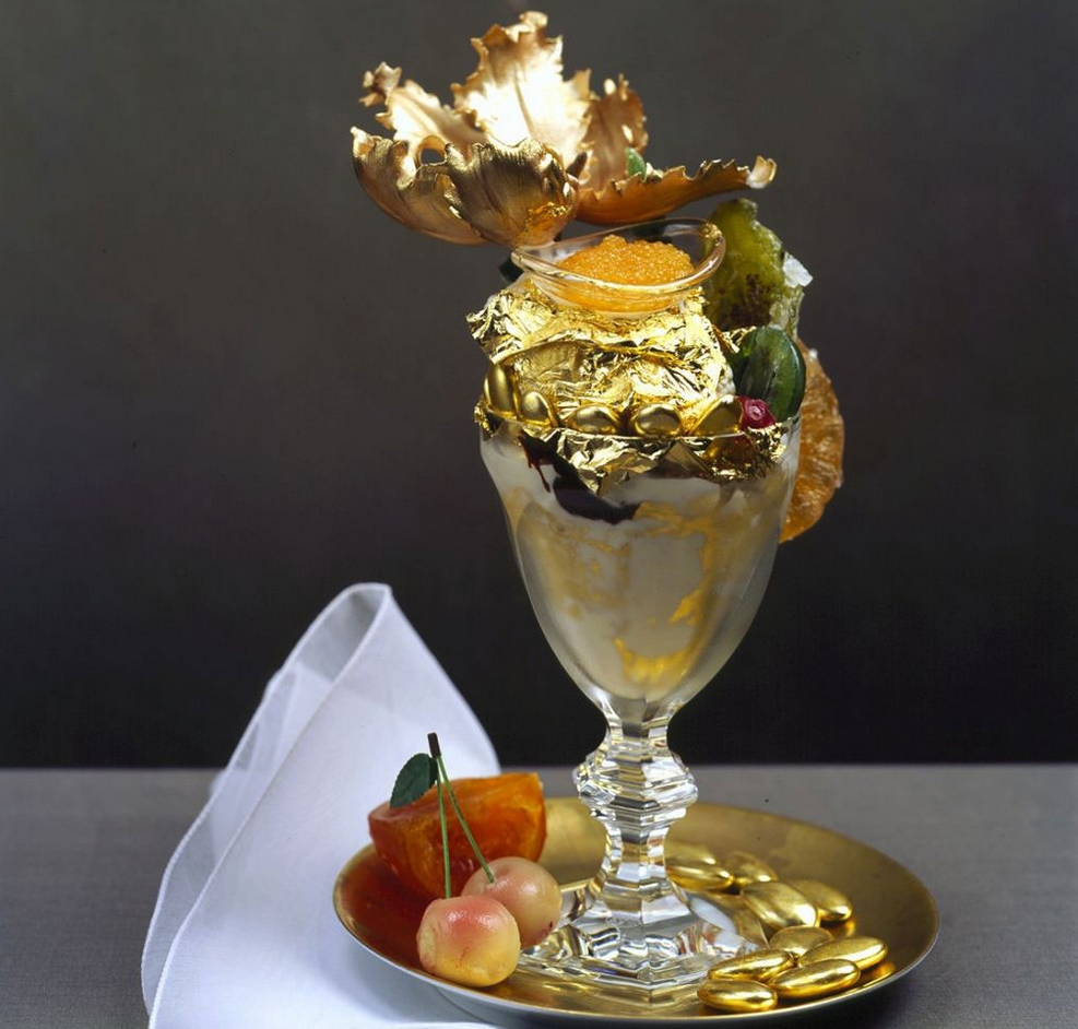 Самые дорогие десерты мира мороженое Golden Opulence