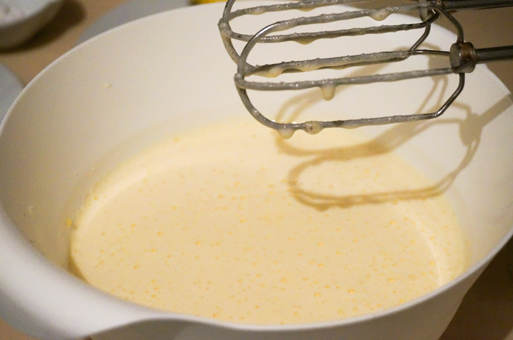 biskvitnyiy-tort-iz-yogurta-07