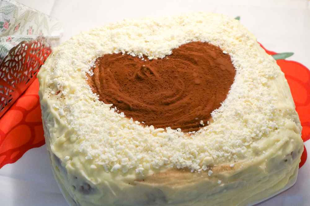 biskvitnyiy-tort-iz-yogurta-17